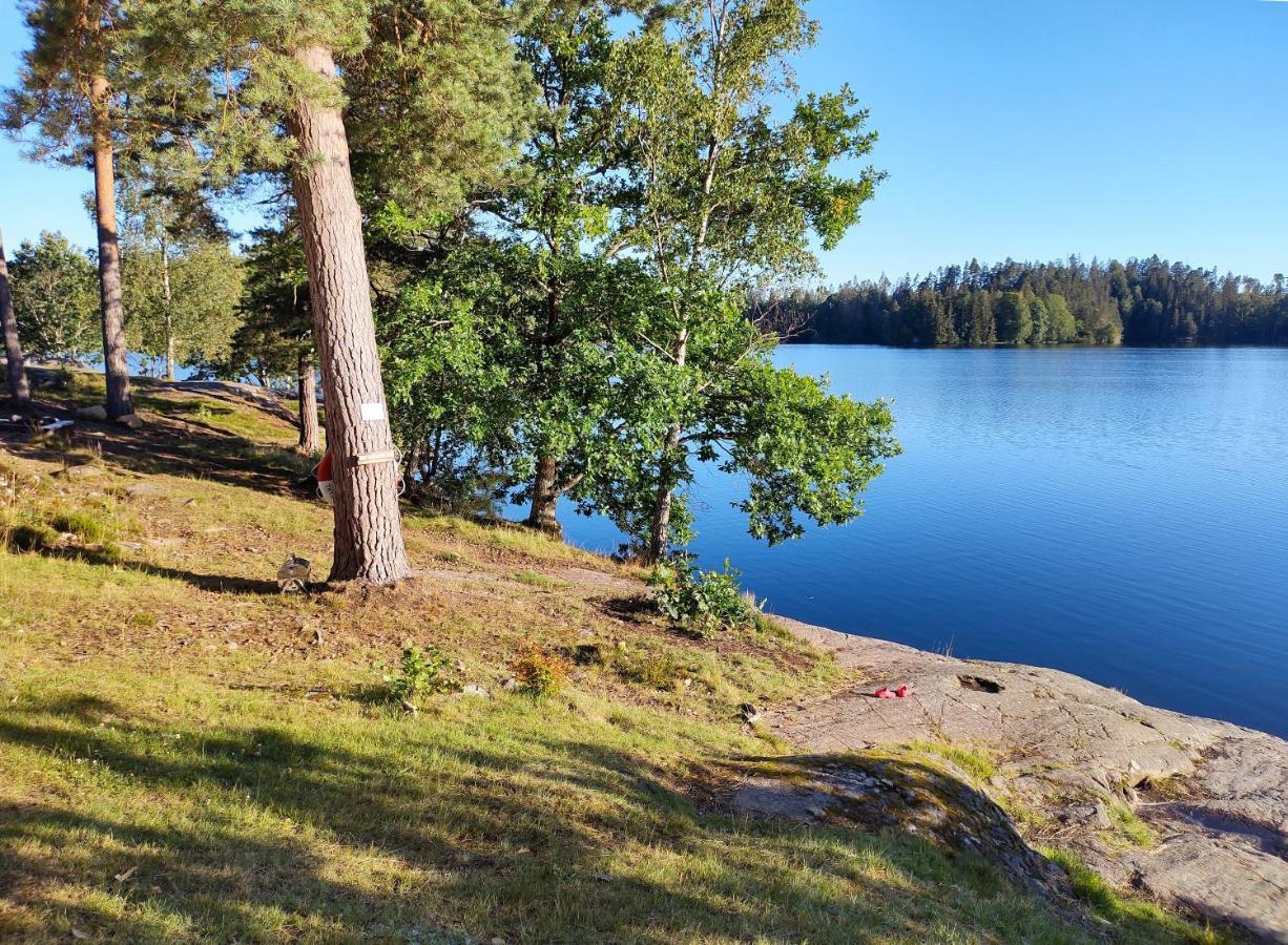 Varhaga Vandrarhem Sjuntorp エクステリア 写真