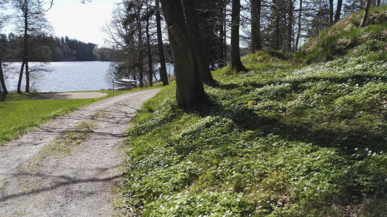 Varhaga Vandrarhem Sjuntorp エクステリア 写真